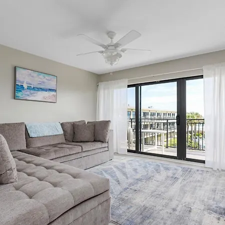 Ocean House 311 Apartment